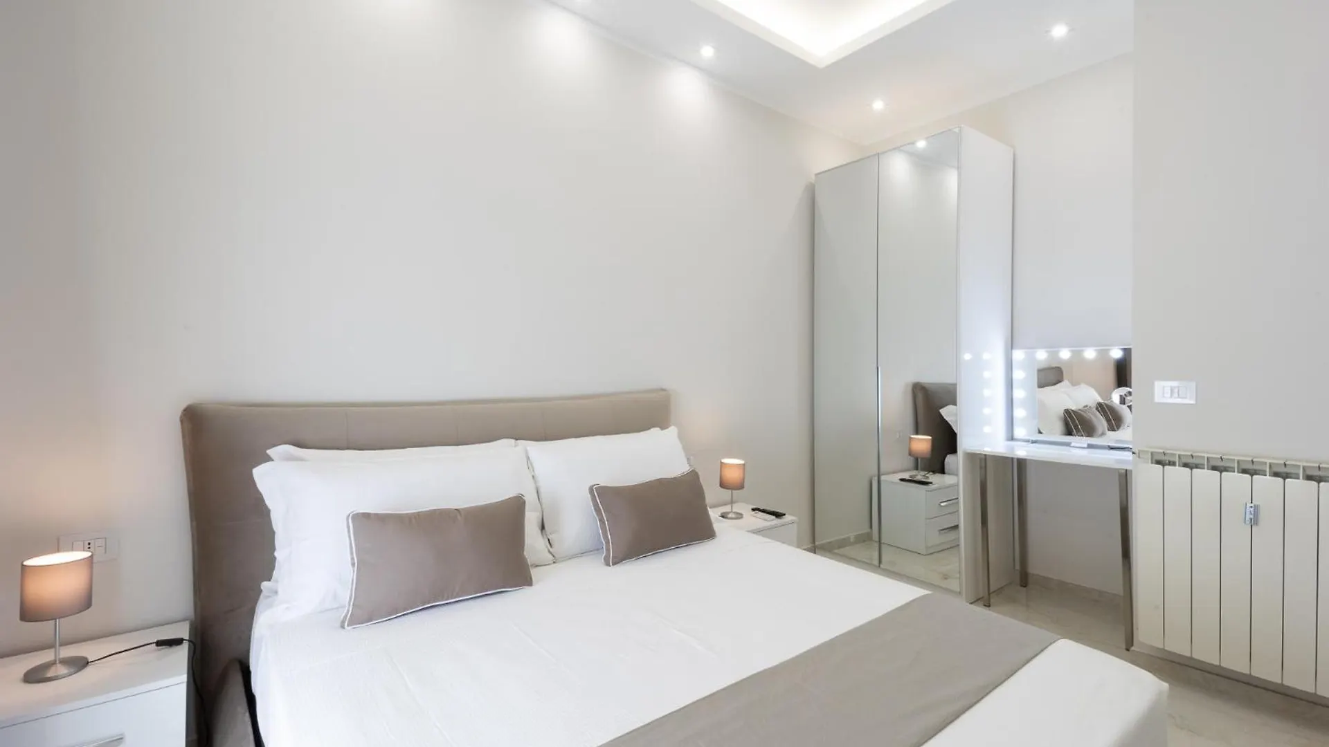 Caruso Regal House Apartment Rome 0*,  Italy
